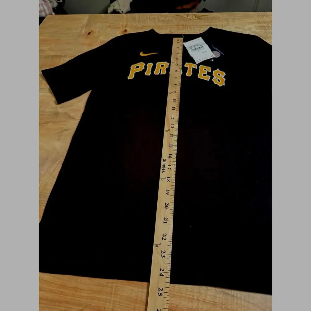 Nike Pittsburgh Pirates Ke'Bryan Hayes #13 Black T-Shirt Size L (14/16)
